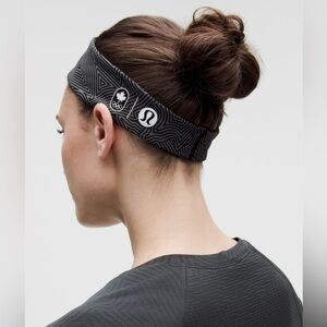 🆕🇨🇦 Lululemon Team Canada Olympics Wunder Train Headband Maple Echo Black Anchor